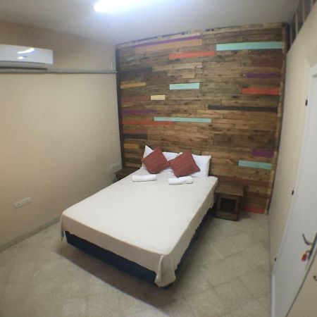 Hostal El Farol Asuncion Exterior photo